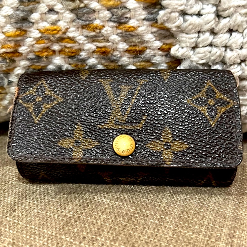 Louis Vuitton 4-Key Holder